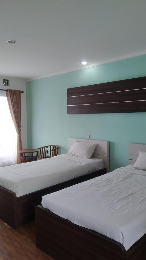Puncak Village Hotel & Kampung Main Anak Gadok エクステリア 写真