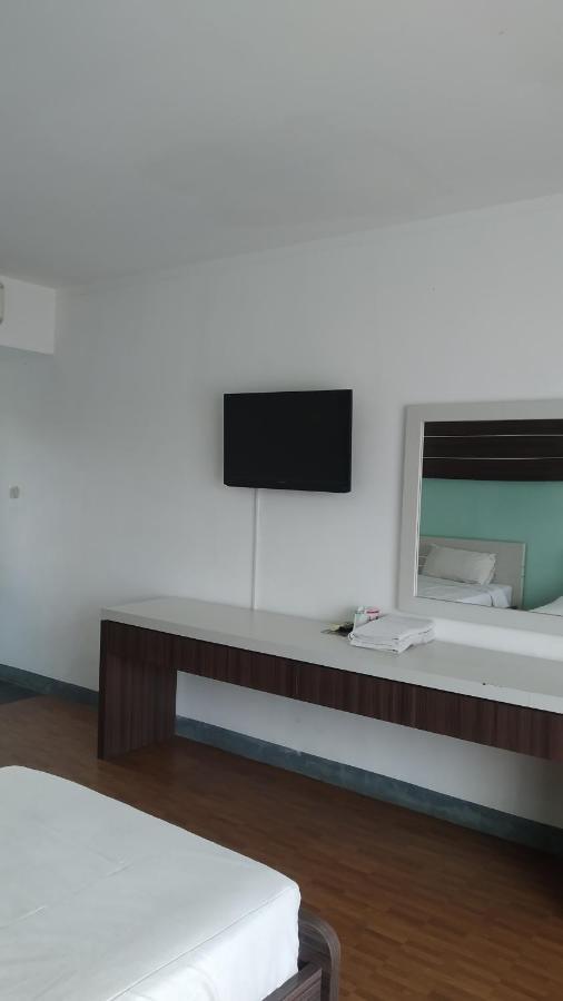 Puncak Village Hotel & Kampung Main Anak Gadok エクステリア 写真